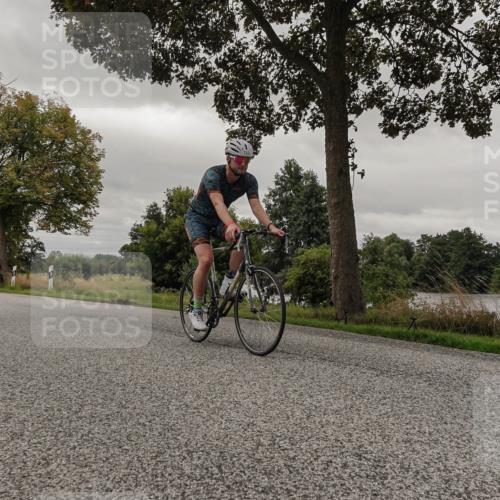 30.08.2026 - Elbe Triathlon Hamburg Michael Burmester http://msf.ph/oto/10052460 30.08.2026 10:33:46 Radfahren 866, 962, 1069, 1121 meine-sportfotos.de