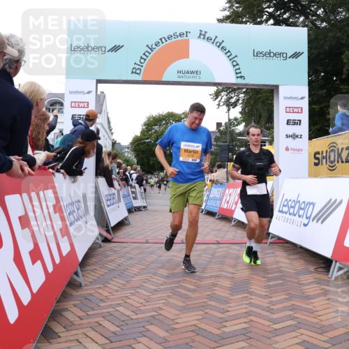 30.08.2026 - Blankeneser Heldenlauf Lena Gebhardt http://msf.ph/oto/10052494 30.08.2026 12:02:25 Ziel 2067, 2326, 2417, 2490, 2775, 4086 meine-sportfotos.de