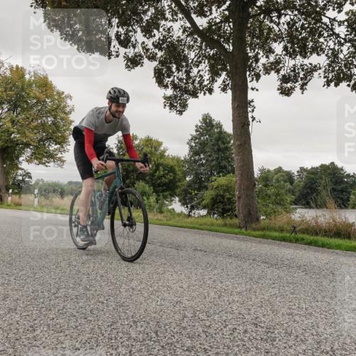 30.08.2026 - Elbe Triathlon Hamburg Michael Burmester http://msf.ph/oto/10052510 30.08.2026 10:34:36 Radfahren 947, 948, 999, 1009, 1022, 1025, 1048, 1071 meine-sportfotos.de