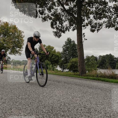 30.08.2026 - Elbe Triathlon Hamburg Michael Burmester http://msf.ph/oto/10052518 30.08.2026 10:34:40 Radfahren 947, 999, 1048 meine-sportfotos.de