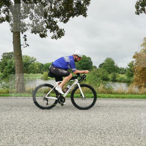 30.08.2026 - Elbe Triathlon Hamburg Michael Burmester http://msf.ph/oto/10052553 30.08.2026 10:12:55 Radfahren 441, 537, 657, 664, 669, 722, 728, 813, 883 meine-sportfotos.de