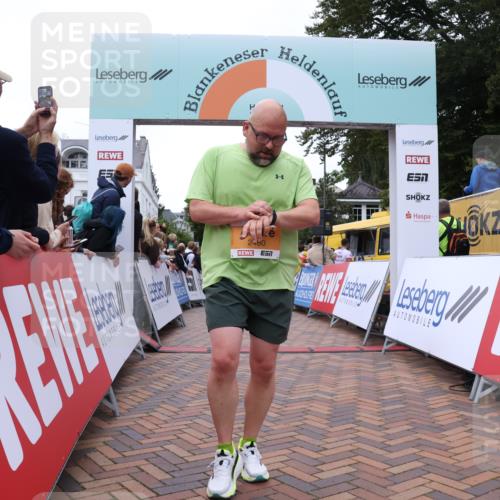 30.08.2026 - Blankeneser Heldenlauf Lena Gebhardt http://msf.ph/oto/10052592 30.08.2026 12:02:41 Ziel 2029, 2030, 2227, 2480, 2858 meine-sportfotos.de