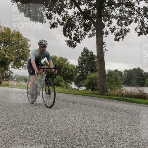 30.08.2026 - Elbe Triathlon Hamburg Michael Burmester http://msf.ph/oto/10052621 30.08.2026 10:36:28 Radfahren 893, 987, 1012, 1096 meine-sportfotos.de