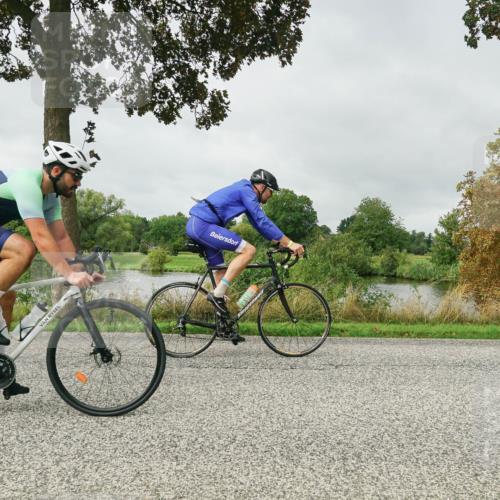 30.08.2026 - Elbe Triathlon Hamburg Michael Burmester http://msf.ph/oto/10052627 30.08.2026 10:13:57 Radfahren 585, 612, 646, 799, 881, 886, 1896 meine-sportfotos.de