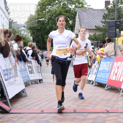30.08.2026 - Blankeneser Heldenlauf Lena Gebhardt http://msf.ph/oto/10052638 30.08.2026 12:02:48 Ziel 2135, 2191, 2227, 2506, 2573, 2858 meine-sportfotos.de