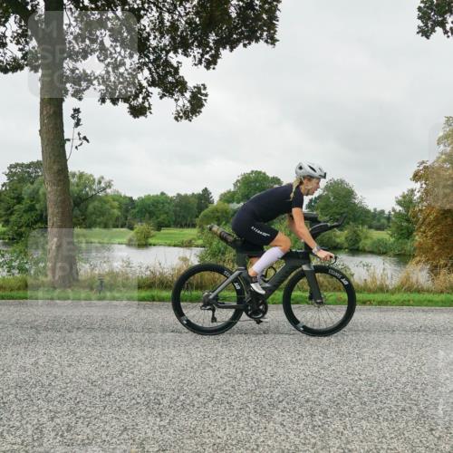 30.08.2026 - Elbe Triathlon Hamburg Michael Burmester http://msf.ph/oto/10052705 30.08.2026 10:15:13 Radfahren 577, 667, 891, 898, 954 meine-sportfotos.de