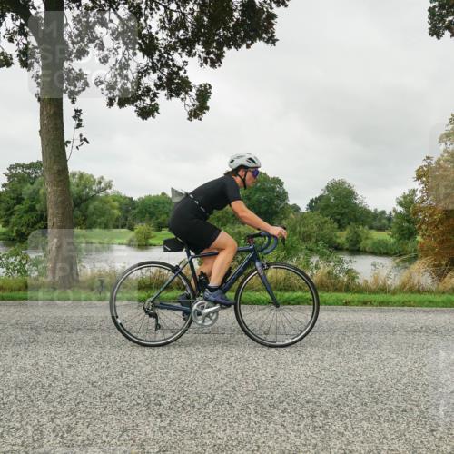 30.08.2026 - Elbe Triathlon Hamburg Michael Burmester http://msf.ph/oto/10052716 30.08.2026 10:15:26 Radfahren 513, 699, 810, 897, 919, 934 meine-sportfotos.de