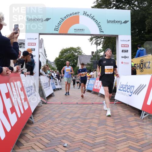30.08.2026 - Blankeneser Heldenlauf Lena Gebhardt http://msf.ph/oto/10052758 30.08.2026 12:02:58 Ziel 2068, 2113, 2191, 2337, 2408, 2414, 2573, 2878 meine-sportfotos.de