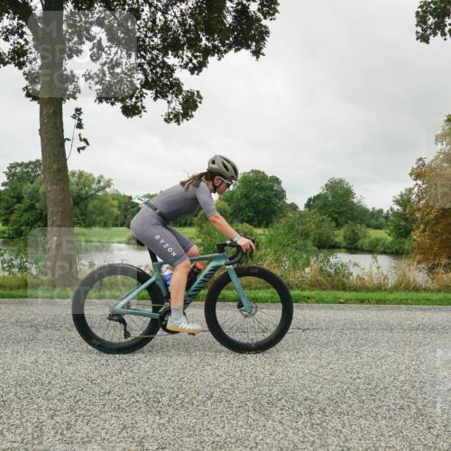 30.08.2026 - Elbe Triathlon Hamburg Michael Burmester http://msf.ph/oto/10052771 30.08.2026 10:16:21 Radfahren 409, 548, 650, 726, 790, 863 meine-sportfotos.de