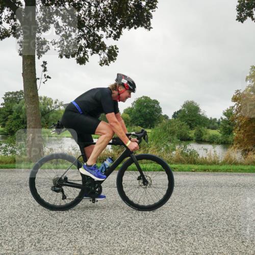 30.08.2026 - Elbe Triathlon Hamburg Michael Burmester http://msf.ph/oto/10052789 30.08.2026 10:16:44 Radfahren 429, 491, 724, 785 meine-sportfotos.de