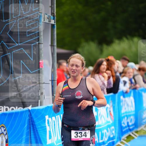 30.08.2026 - Elbe Triathlon Hamburg LAZAROV Photography http://msf.ph/oto/10052790 30.08.2026 10:47:09 Ziel 334, 641 meine-sportfotos.de