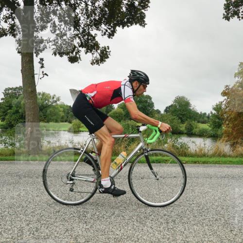 30.08.2026 - Elbe Triathlon Hamburg Michael Burmester http://msf.ph/oto/10052793 30.08.2026 10:16:48 Radfahren 429, 491, 724 meine-sportfotos.de