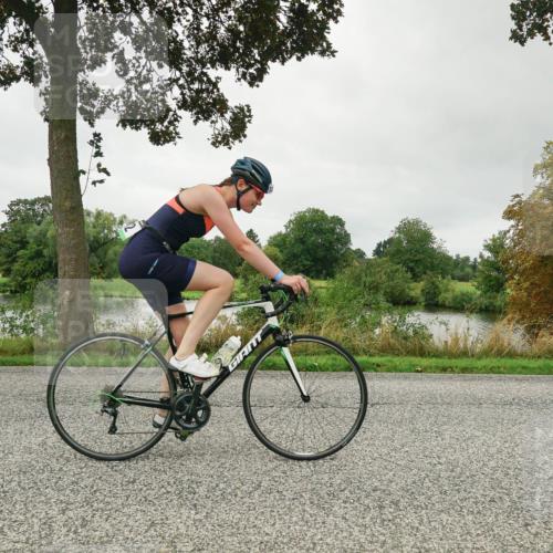 30.08.2026 - Elbe Triathlon Hamburg Michael Burmester http://msf.ph/oto/10052814 30.08.2026 10:17:14 Radfahren 546, 802, 826, 866 meine-sportfotos.de