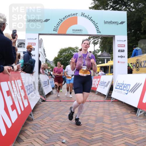 30.08.2026 - Blankeneser Heldenlauf Lena Gebhardt http://msf.ph/oto/10052818 30.08.2026 12:03:04 Ziel 2033, 2167, 2337, 2408, 2409, 2414, 2733, 2735, 2878, 2945, 4334 meine-sportfotos.de