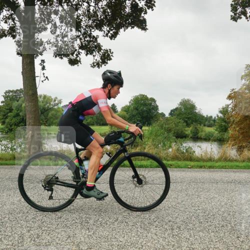 30.08.2026 - Elbe Triathlon Hamburg Michael Burmester http://msf.ph/oto/10052915 30.08.2026 10:19:26 Radfahren 572, 848, 948, 975 meine-sportfotos.de