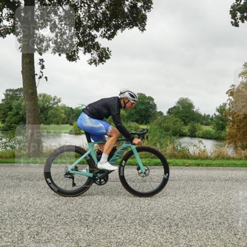 30.08.2026 - Elbe Triathlon Hamburg Michael Burmester http://msf.ph/oto/10053000 30.08.2026 10:21:42 Radfahren 974 meine-sportfotos.de