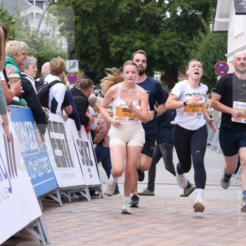 30.08.2026 - Blankeneser Heldenlauf Lena Gebhardt http://msf.ph/oto/10053071 30.08.2026 12:03:33 Ziel 2457, 2552, 2653, 2759, 2836, 2872 meine-sportfotos.de