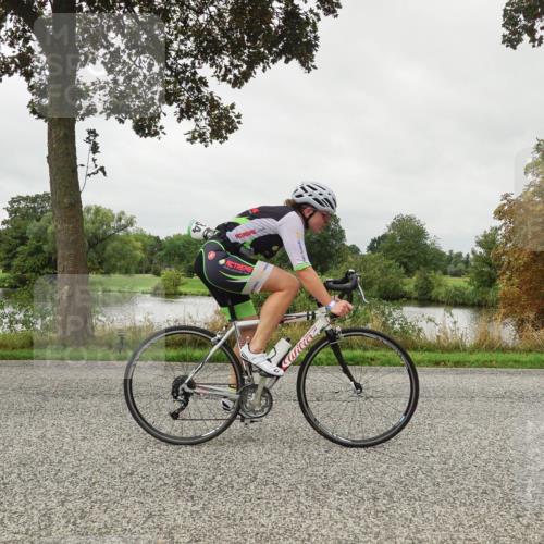 30.08.2026 - Elbe Triathlon Hamburg Michael Burmester http://msf.ph/oto/10053107 30.08.2026 10:24:30 Radfahren 834, 904, 908 meine-sportfotos.de