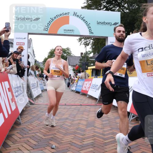 30.08.2026 - Blankeneser Heldenlauf Lena Gebhardt http://msf.ph/oto/10053126 30.08.2026 12:03:36 Ziel 2457, 2552, 2653, 2759, 2836, 2872 meine-sportfotos.de