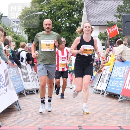 30.08.2026 - Blankeneser Heldenlauf Lena Gebhardt http://msf.ph/oto/10053153 30.08.2026 12:03:45 Ziel 2172, 2281, 2767, 2768, 4185 meine-sportfotos.de