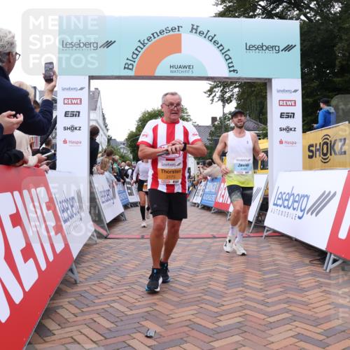 30.08.2026 - Blankeneser Heldenlauf Lena Gebhardt http://msf.ph/oto/10053188 30.08.2026 12:03:48 Ziel 2172, 2281, 2444, 2767, 2768, 4185 meine-sportfotos.de