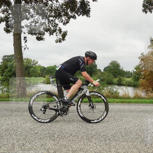 30.08.2026 - Elbe Triathlon Hamburg Michael Burmester http://msf.ph/oto/10053215 30.08.2026 10:27:14 Radfahren 729, 734, 860, 861, 982 meine-sportfotos.de
