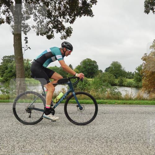 30.08.2026 - Elbe Triathlon Hamburg Michael Burmester http://msf.ph/oto/10053251 30.08.2026 10:27:50 Radfahren 690, 713, 855 meine-sportfotos.de