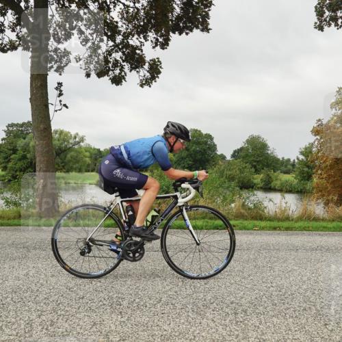 30.08.2026 - Elbe Triathlon Hamburg Michael Burmester http://msf.ph/oto/10053290 30.08.2026 10:28:30 Radfahren 395, 714, 789, 854, 896, 979 meine-sportfotos.de