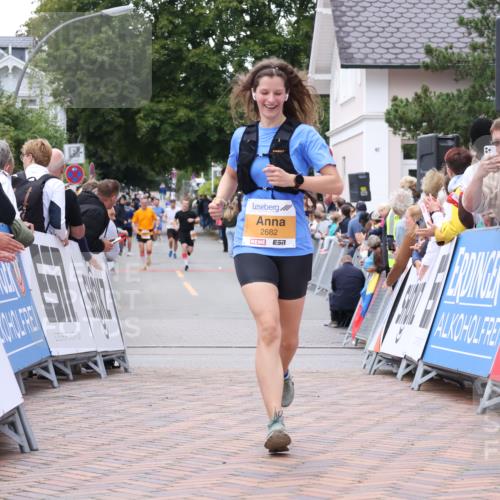 30.08.2026 - Blankeneser Heldenlauf Lena Gebhardt http://msf.ph/oto/10053296 30.08.2026 12:03:59 Ziel 2444, 2460, 2682, 4174 meine-sportfotos.de
