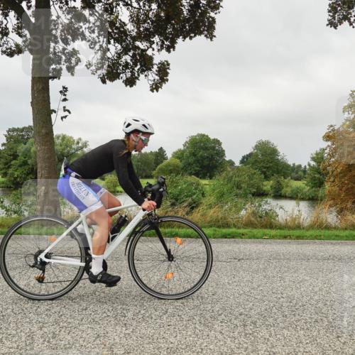 30.08.2026 - Elbe Triathlon Hamburg Michael Burmester http://msf.ph/oto/10053297 30.08.2026 10:28:32 Radfahren 395, 714, 789, 843, 854, 896, 979, 1032 meine-sportfotos.de