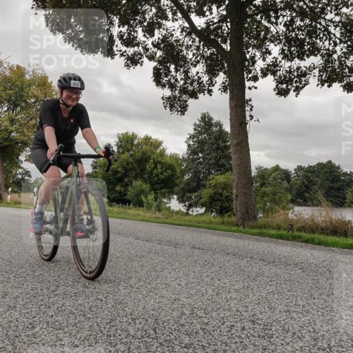 30.08.2026 - Elbe Triathlon Hamburg Michael Burmester http://msf.ph/oto/10053301 30.08.2026 10:46:48 Radfahren 797, 838, 925, 1058, 1154, 1227 meine-sportfotos.de