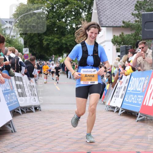 30.08.2026 - Blankeneser Heldenlauf Lena Gebhardt http://msf.ph/oto/10053306 30.08.2026 12:03:59 Ziel 2444, 2460, 2682, 4174 meine-sportfotos.de