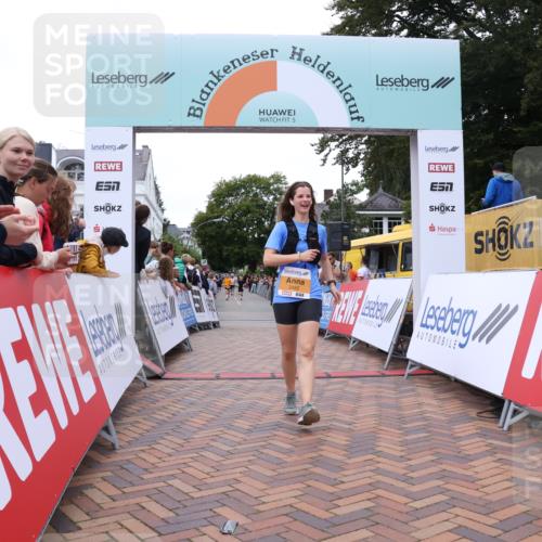 30.08.2026 - Blankeneser Heldenlauf Lena Gebhardt http://msf.ph/oto/10053314 30.08.2026 12:04:00 Ziel 2460, 2682, 4174 meine-sportfotos.de