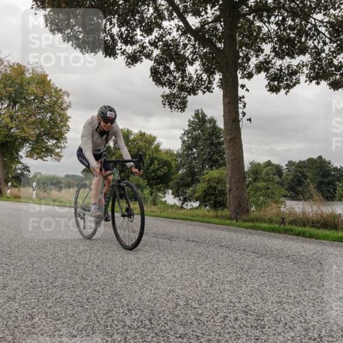 30.08.2026 - Elbe Triathlon Hamburg Michael Burmester http://msf.ph/oto/10053325 30.08.2026 10:47:17 Radfahren 840, 859, 896, 1322 meine-sportfotos.de