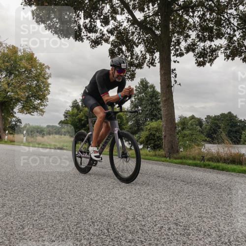 30.08.2026 - Elbe Triathlon Hamburg Michael Burmester http://msf.ph/oto/10053328 30.08.2026 10:47:22 Radfahren 840, 854, 865, 1111, 1322 meine-sportfotos.de