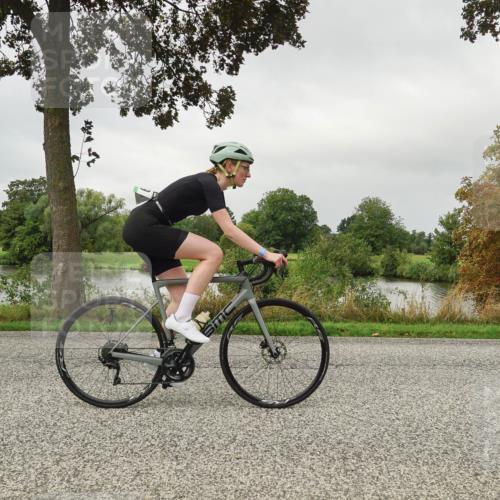 30.08.2026 - Elbe Triathlon Hamburg Michael Burmester http://msf.ph/oto/10053335 30.08.2026 10:28:57 Radfahren 849, 902, 1060, 1093 meine-sportfotos.de