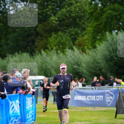 30.08.2026 - Elbe Triathlon Hamburg LAZAROV Photography http://msf.ph/oto/10053345 30.08.2026 10:51:04 Ziel 285, 532, 567 meine-sportfotos.de