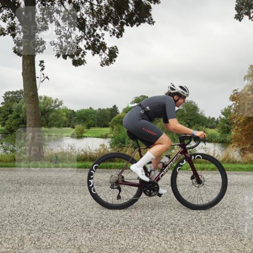 30.08.2026 - Elbe Triathlon Hamburg Michael Burmester http://msf.ph/oto/10053352 30.08.2026 10:29:19 Radfahren 539, 799 meine-sportfotos.de