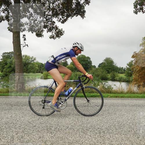 30.08.2026 - Elbe Triathlon Hamburg Michael Burmester http://msf.ph/oto/10053355 30.08.2026 10:29:29 Radfahren 711, 808, 990 meine-sportfotos.de