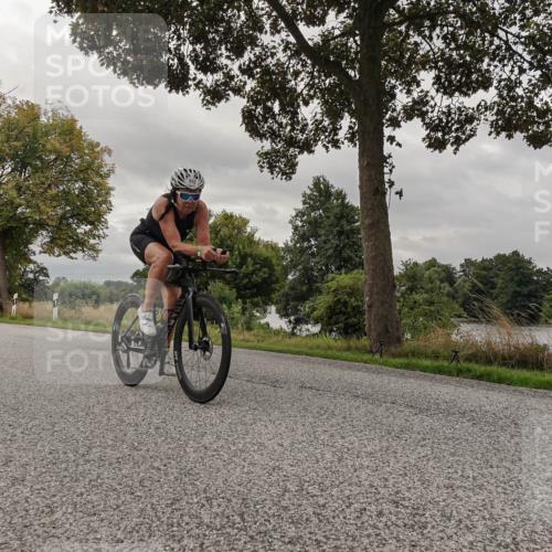30.08.2026 - Elbe Triathlon Hamburg Michael Burmester http://msf.ph/oto/10053358 30.08.2026 10:47:44 Radfahren 808, 926, 934, 983, 1013, 1027, 1076, 1120, 1207 meine-sportfotos.de