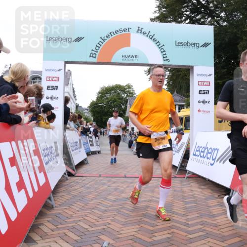 30.08.2026 - Blankeneser Heldenlauf Lena Gebhardt http://msf.ph/oto/10053388 30.08.2026 12:04:14 Ziel 2352, 2467, 2501, 2581 meine-sportfotos.de