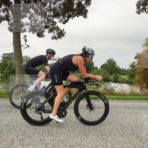 30.08.2026 - Elbe Triathlon Hamburg Michael Burmester http://msf.ph/oto/10053393 30.08.2026 10:29:48 Radfahren 836, 883, 983, 1010, 1039, 1042, 1359 meine-sportfotos.de