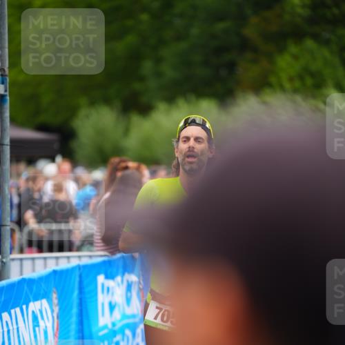 30.08.2026 - Elbe Triathlon Hamburg LAZAROV Photography http://msf.ph/oto/10053426 30.08.2026 10:51:17 Ziel 489, 705 meine-sportfotos.de