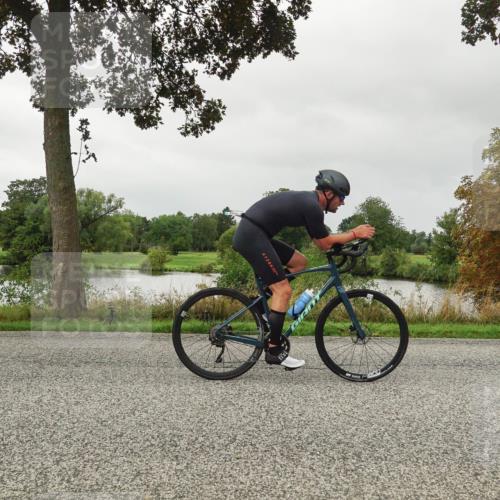 30.08.2026 - Elbe Triathlon Hamburg Michael Burmester http://msf.ph/oto/10053428 30.08.2026 10:30:28 Radfahren 657, 898, 1028, 1084, 1088 meine-sportfotos.de