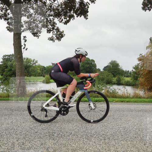 30.08.2026 - Elbe Triathlon Hamburg Michael Burmester http://msf.ph/oto/10053447 30.08.2026 10:30:43 Radfahren 604, 780, 838, 926, 1037, 1061 meine-sportfotos.de