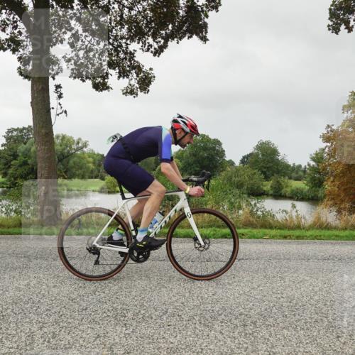 30.08.2026 - Elbe Triathlon Hamburg Michael Burmester http://msf.ph/oto/10053464 30.08.2026 10:31:05 Radfahren 646, 648, 833, 880, 944 meine-sportfotos.de
