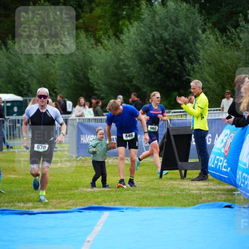 30.08.2026 - Elbe Triathlon Hamburg LAZAROV Photography http://msf.ph/oto/10053474 30.08.2026 10:51:28 Ziel 446, 670 meine-sportfotos.de