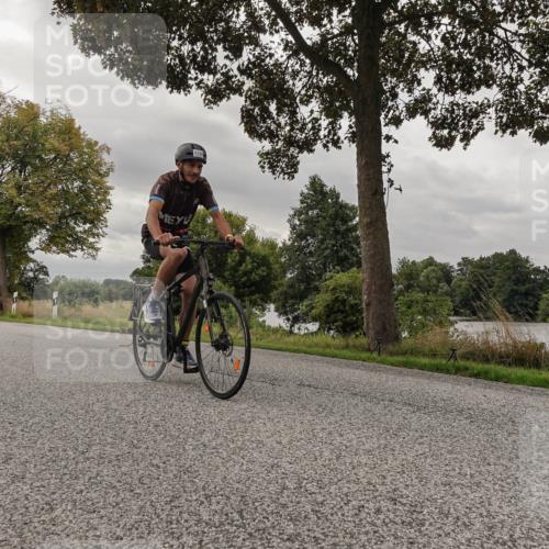 30.08.2026 - Elbe Triathlon Hamburg Michael Burmester http://msf.ph/oto/10053491 30.08.2026 10:49:01 Radfahren 907, 1056, 1135, 1177 meine-sportfotos.de