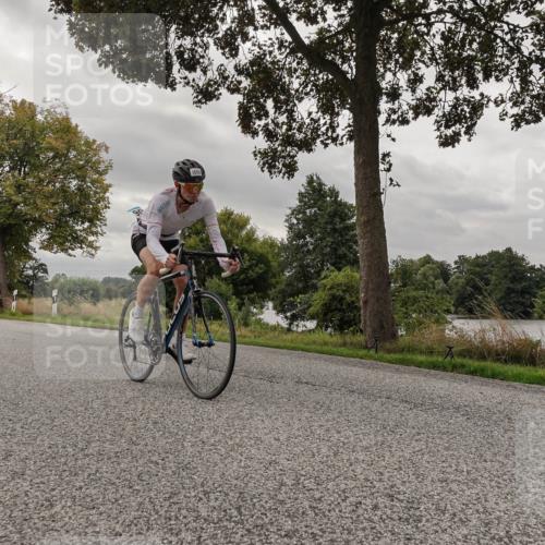 30.08.2026 - Elbe Triathlon Hamburg Michael Burmester http://msf.ph/oto/10053502 30.08.2026 10:49:08 Radfahren 907, 1007, 1056, 1128 meine-sportfotos.de