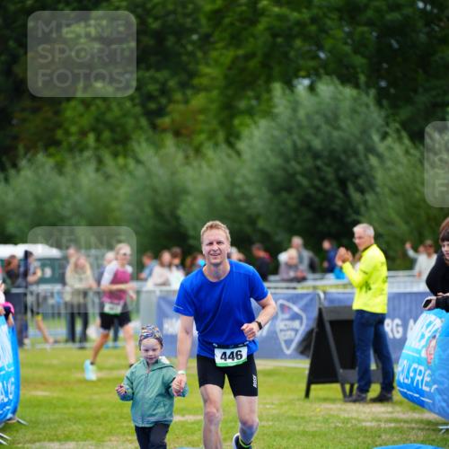 30.08.2026 - Elbe Triathlon Hamburg LAZAROV Photography http://msf.ph/oto/10053504 30.08.2026 10:51:33 Ziel 446, 670 meine-sportfotos.de